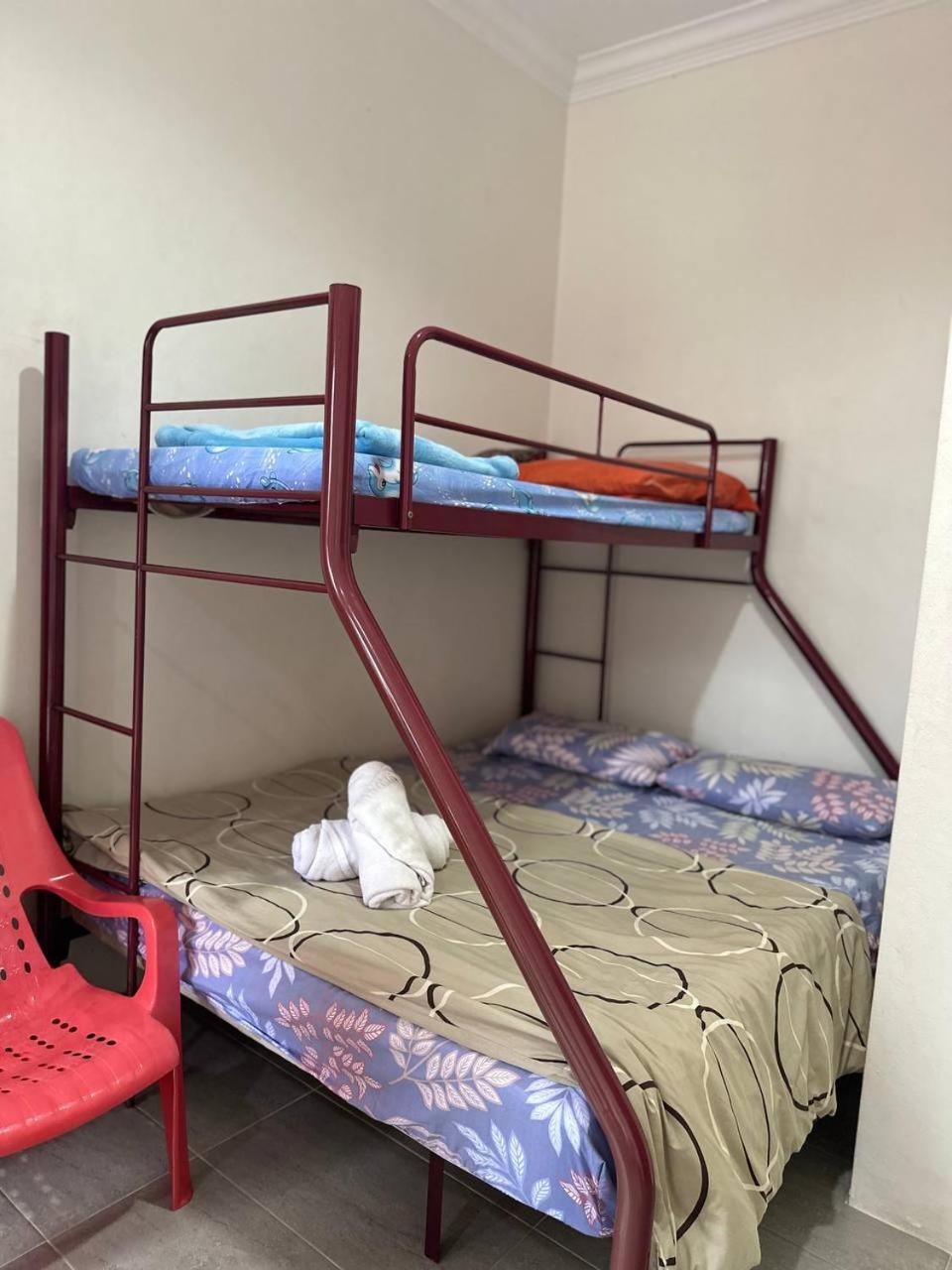 Greenleaf Angsana Homestay Джерантут Екстер'єр фото